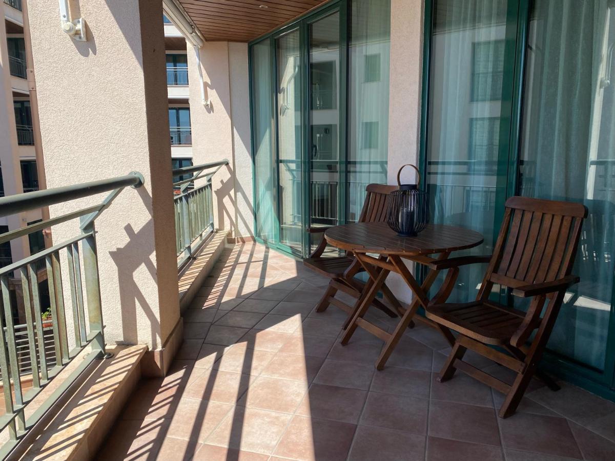 Port Balchik Apartment Экстерьер фото