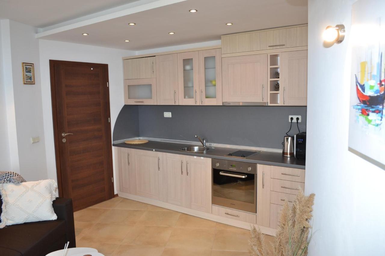 Port Balchik Apartment Экстерьер фото